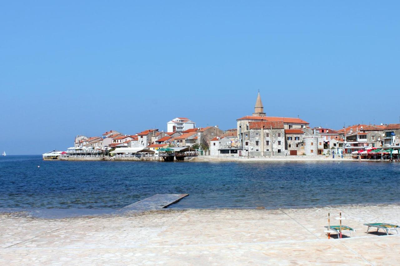 Apartments With A Parking Space Umag - 7094 Extérieur photo